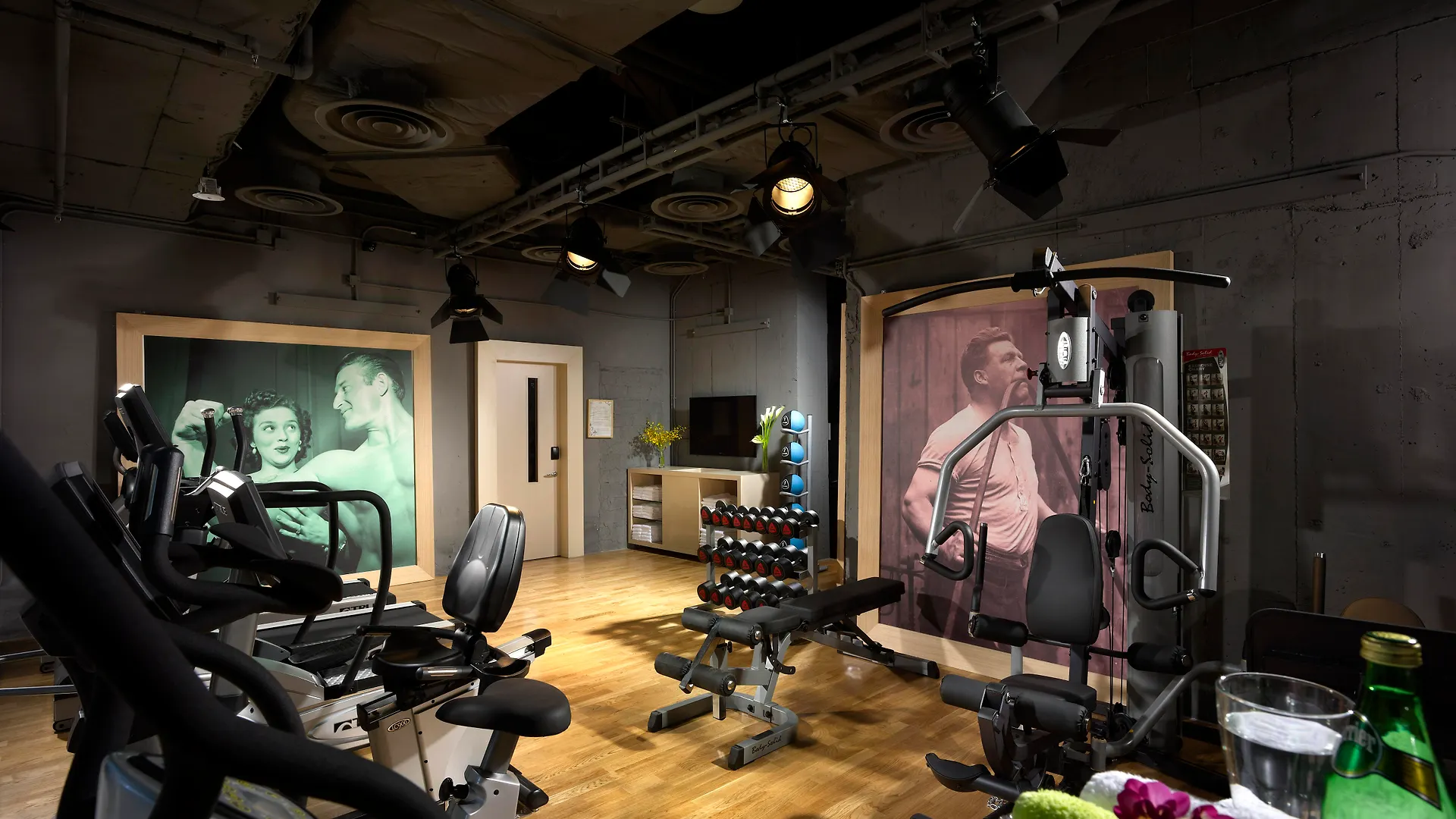 Hotel Madera Гонконг 4*,  Китай