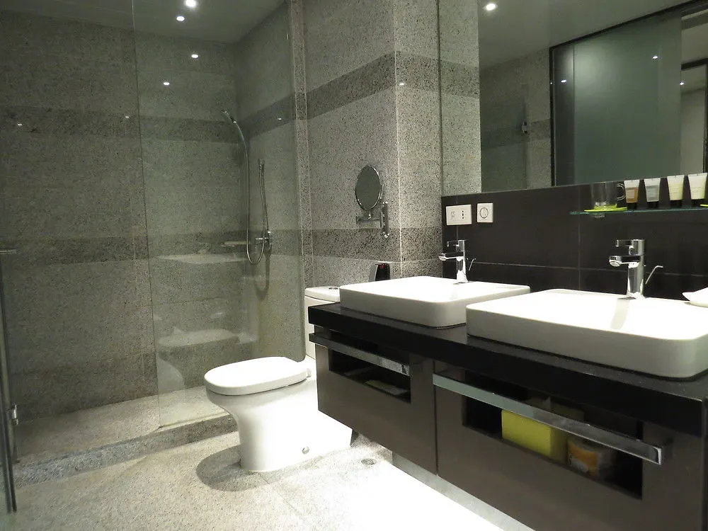 Hotel Madera Гонконг 4*,