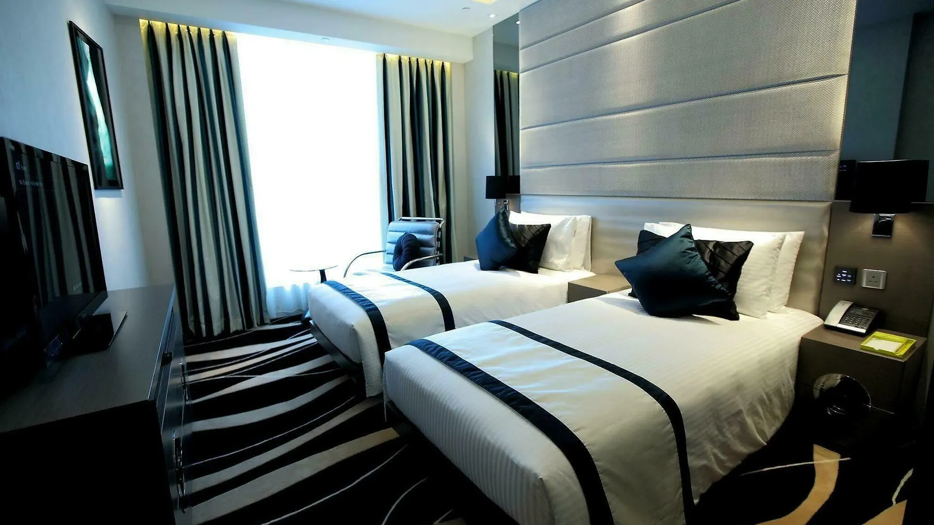 Hotel Madera Гонконг